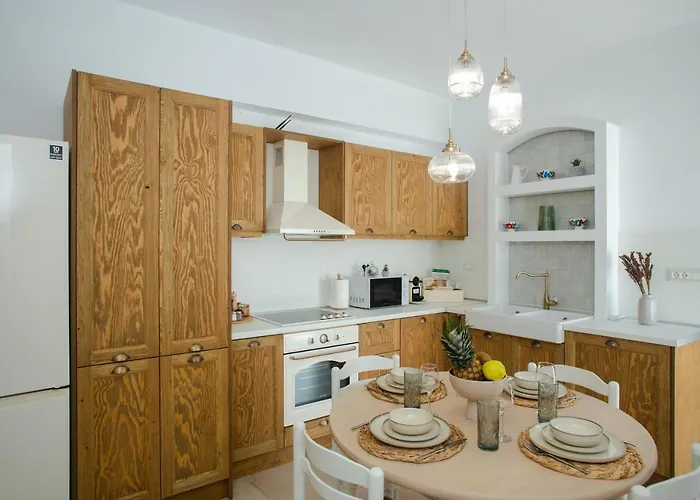 Aenaon أرخانجلوس